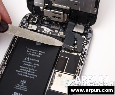 iphone6怎麼換電池 iphone6拆機換電池操作教程圖7